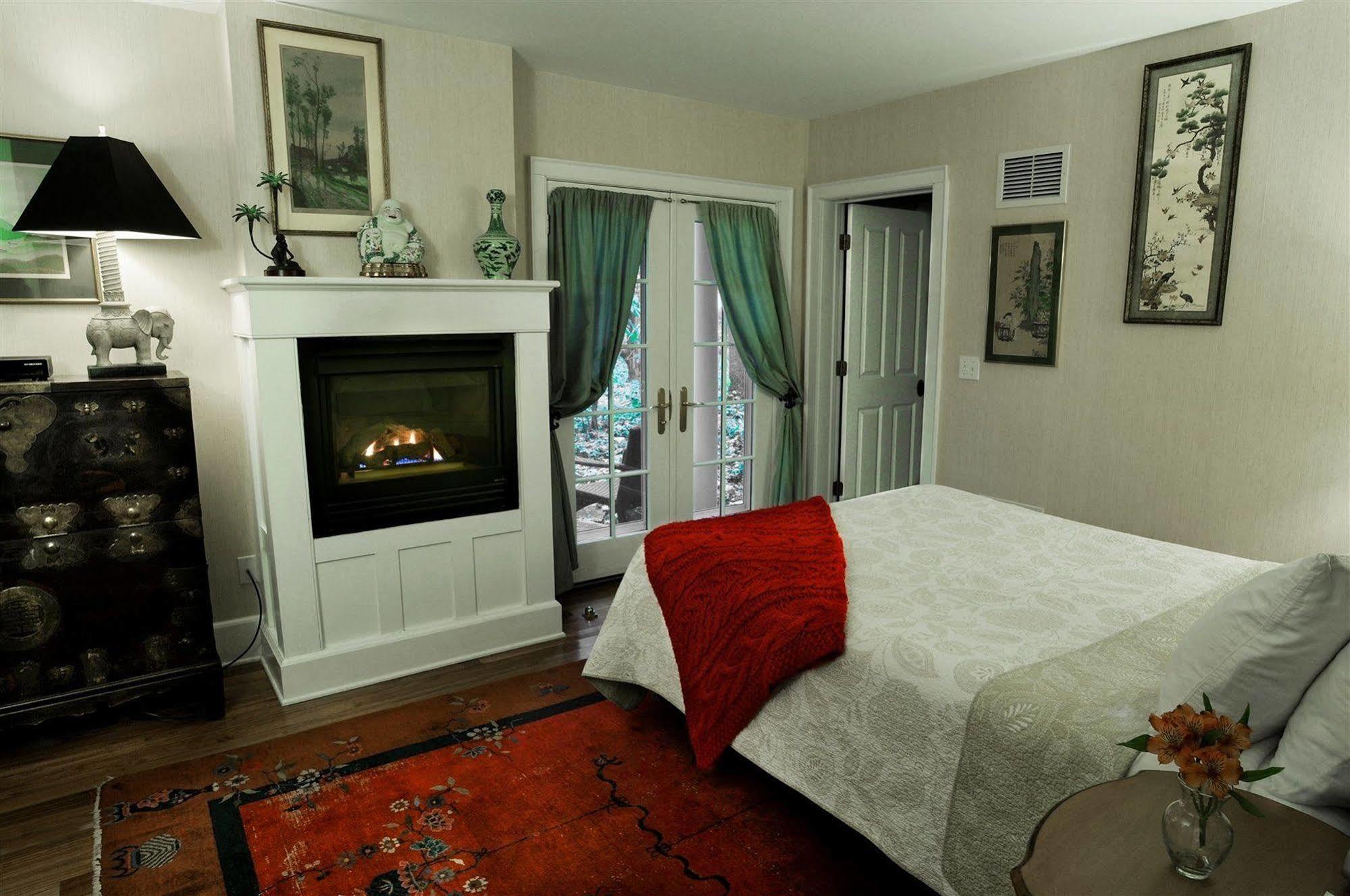 Buttermilk Falls Inn & Spa Milton 外观 照片