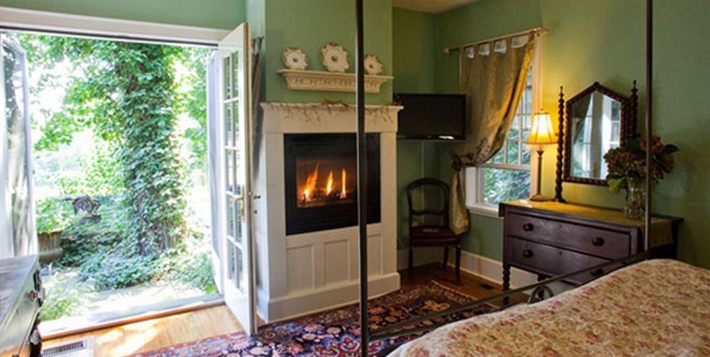 Buttermilk Falls Inn & Spa Milton 外观 照片